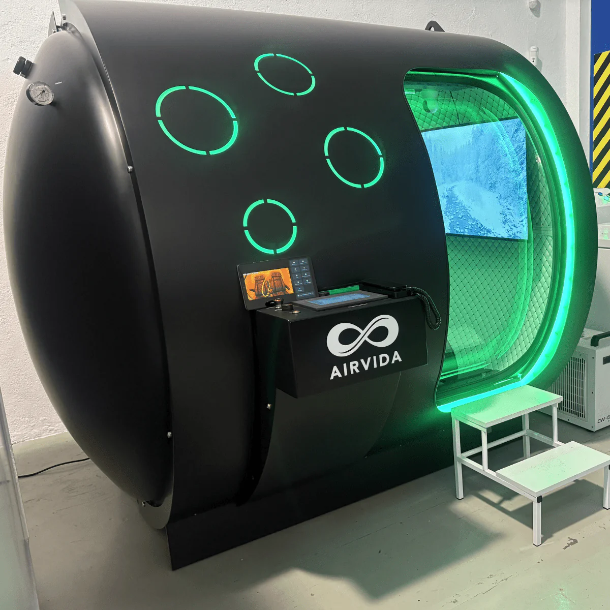 2.0 ATA Hardshell Multiplace Hyperbaric Chamber with BIBS Mask - Image 36