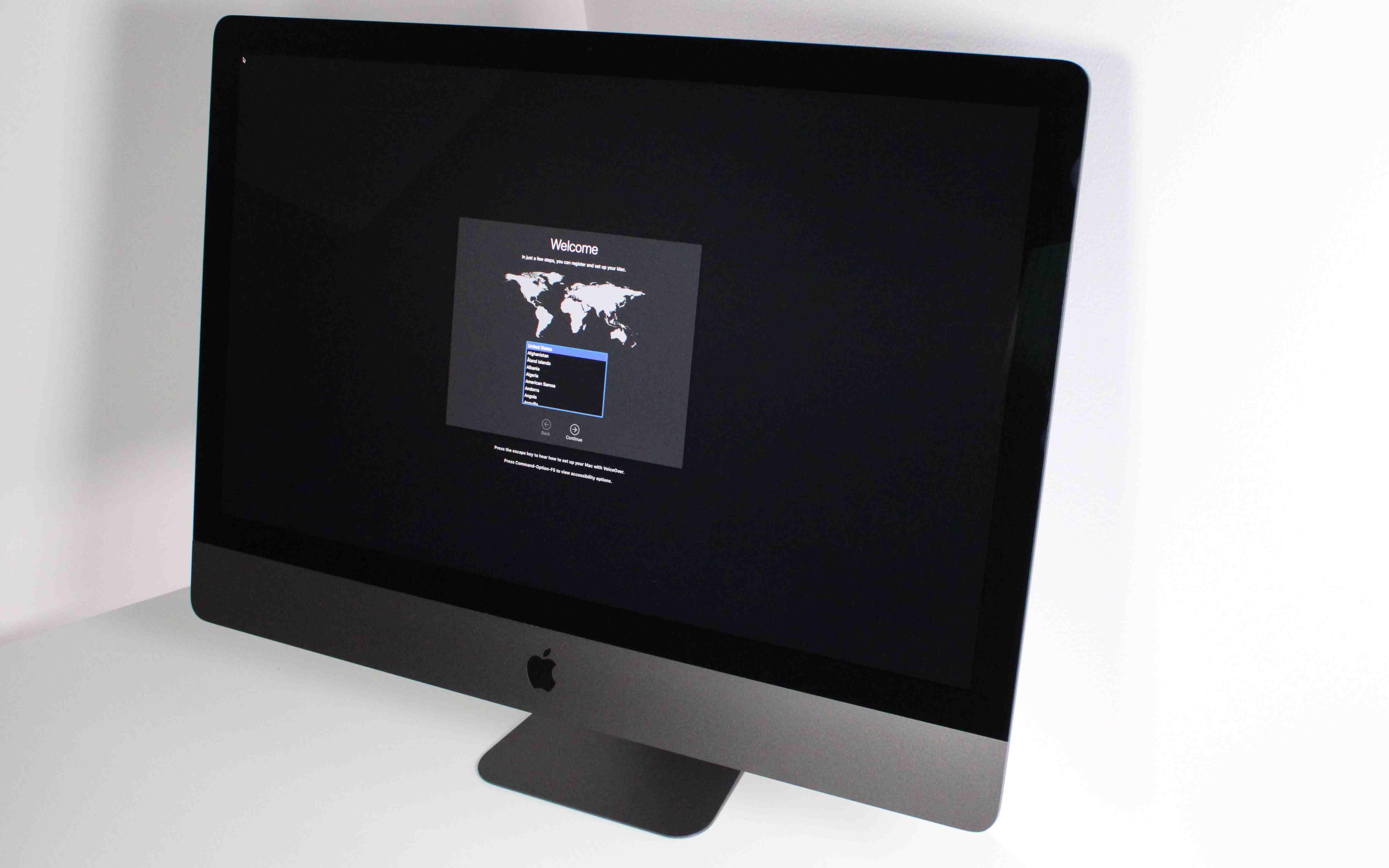 2017 Apple iMac Pro 27-inch 3.0GHz 10-Core Intel Xeon W - 128GB RAM - 2TB SSD - Radeon Pro Vega 56 - Image 2