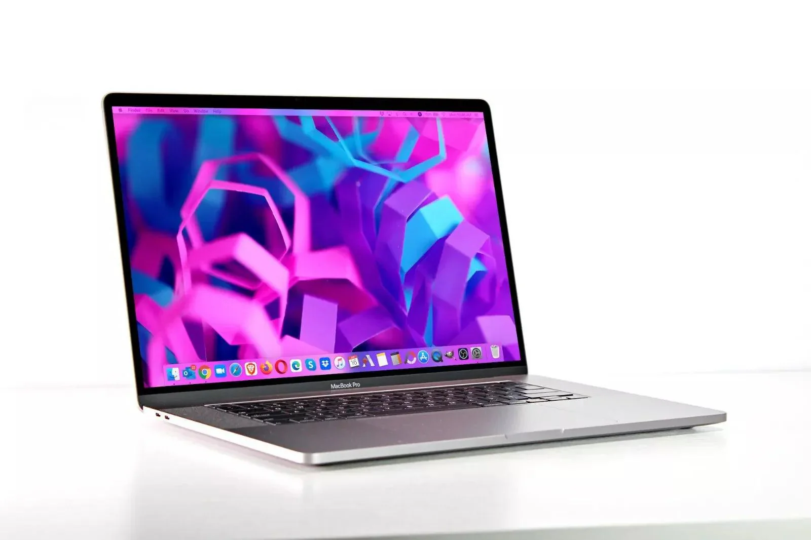 2019 Apple MacBook Pro 15-inch i9 2.3GHz – 16GB RAM 512GB SSD Radeon Pro 560X Japanese Keyboard - Image 2