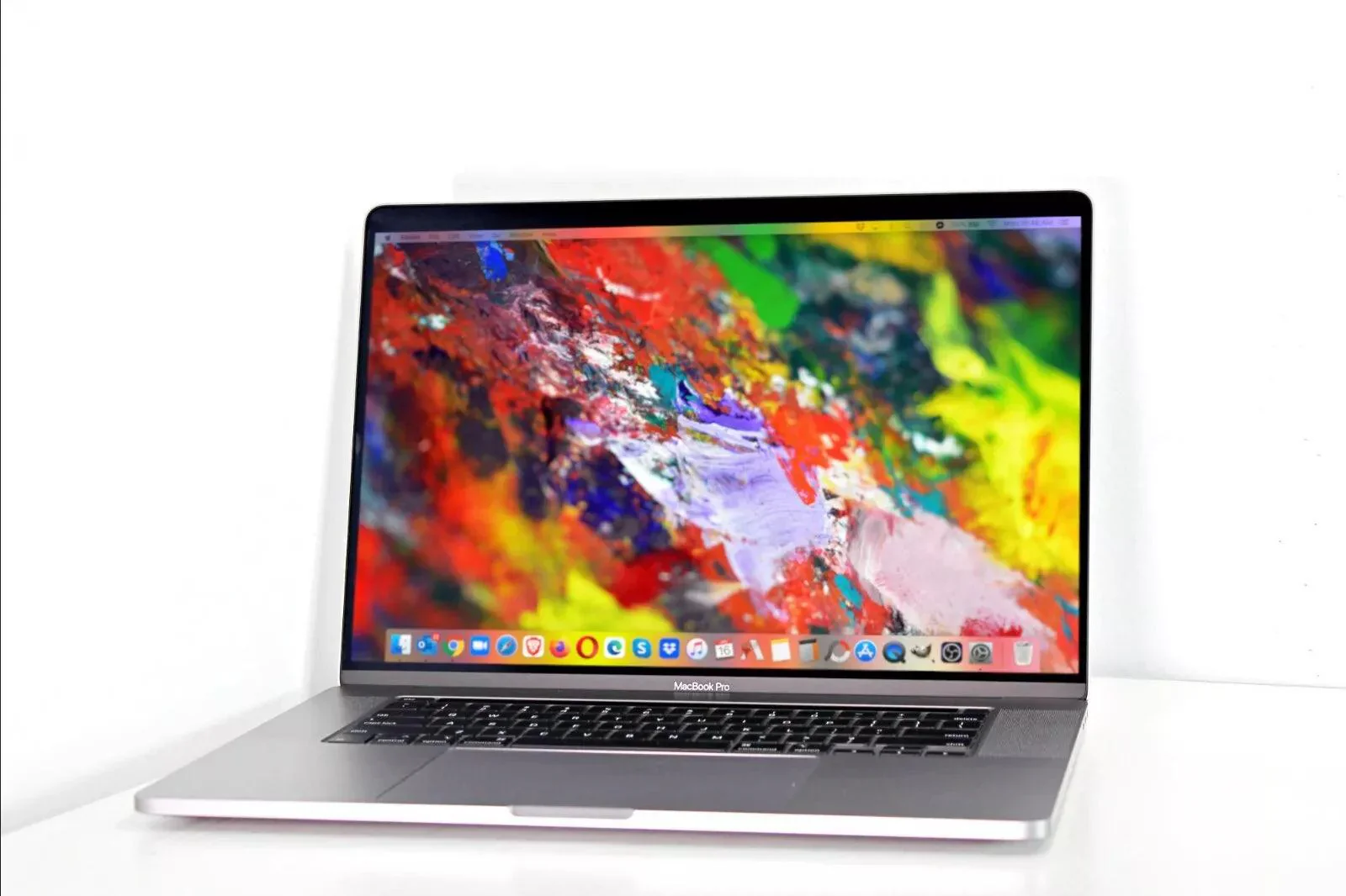 2019 Apple MacBook Pro 16-inch i7 2.6GHz – 16GB RAM 512GB SSD AMD 5300M Japanese Keyboard - Image 6