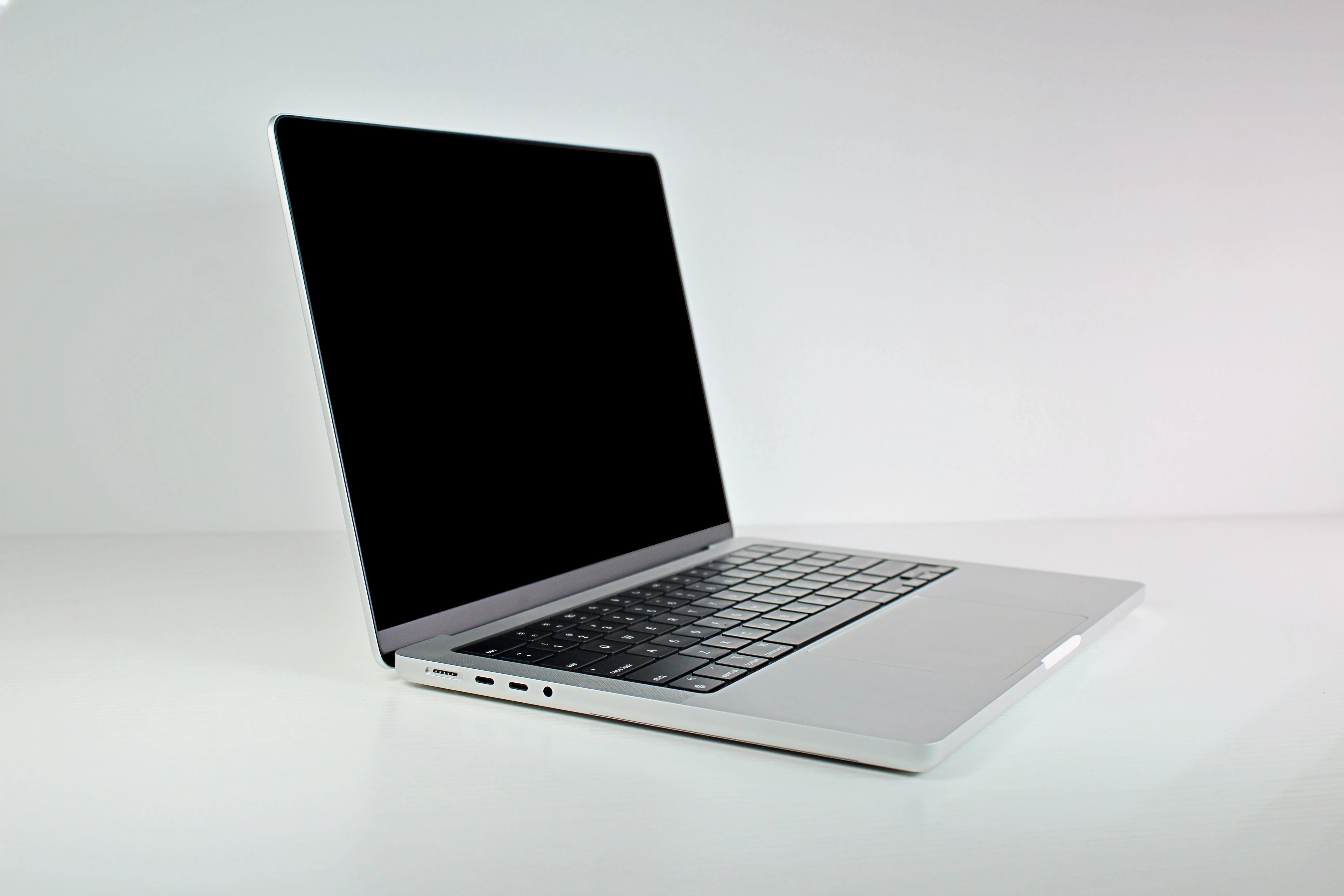 2023 Apple MacBook Pro 14-inch M2 Max 12-Core CPU 38-Core GPU – Up to 96GB RAM 8TB SSD | Silver - Image 4