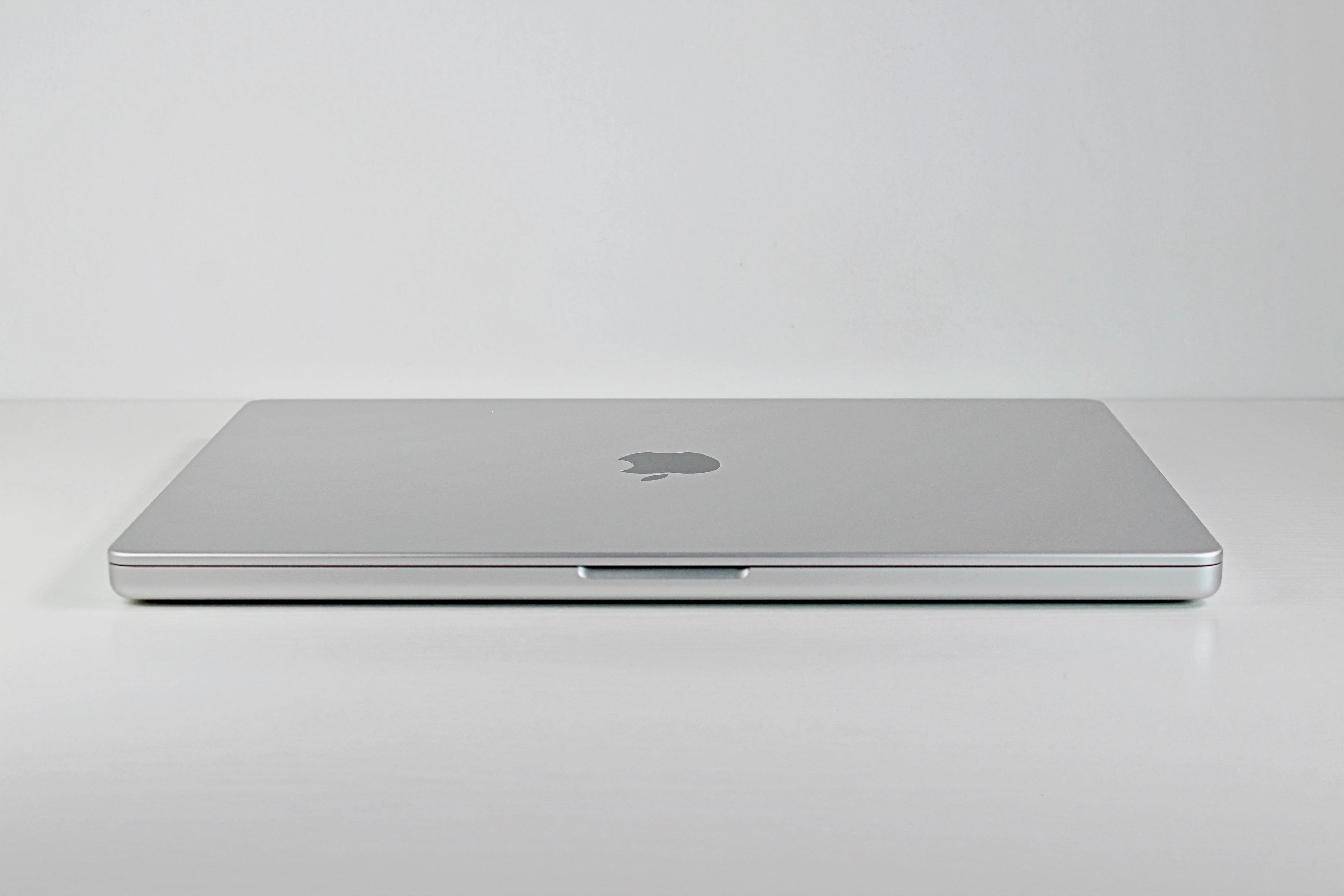 2023 Apple MacBook Pro 14-inch M2 Max 12-Core CPU 38-Core GPU – Up to 96GB RAM 8TB SSD | Silver - Image 9
