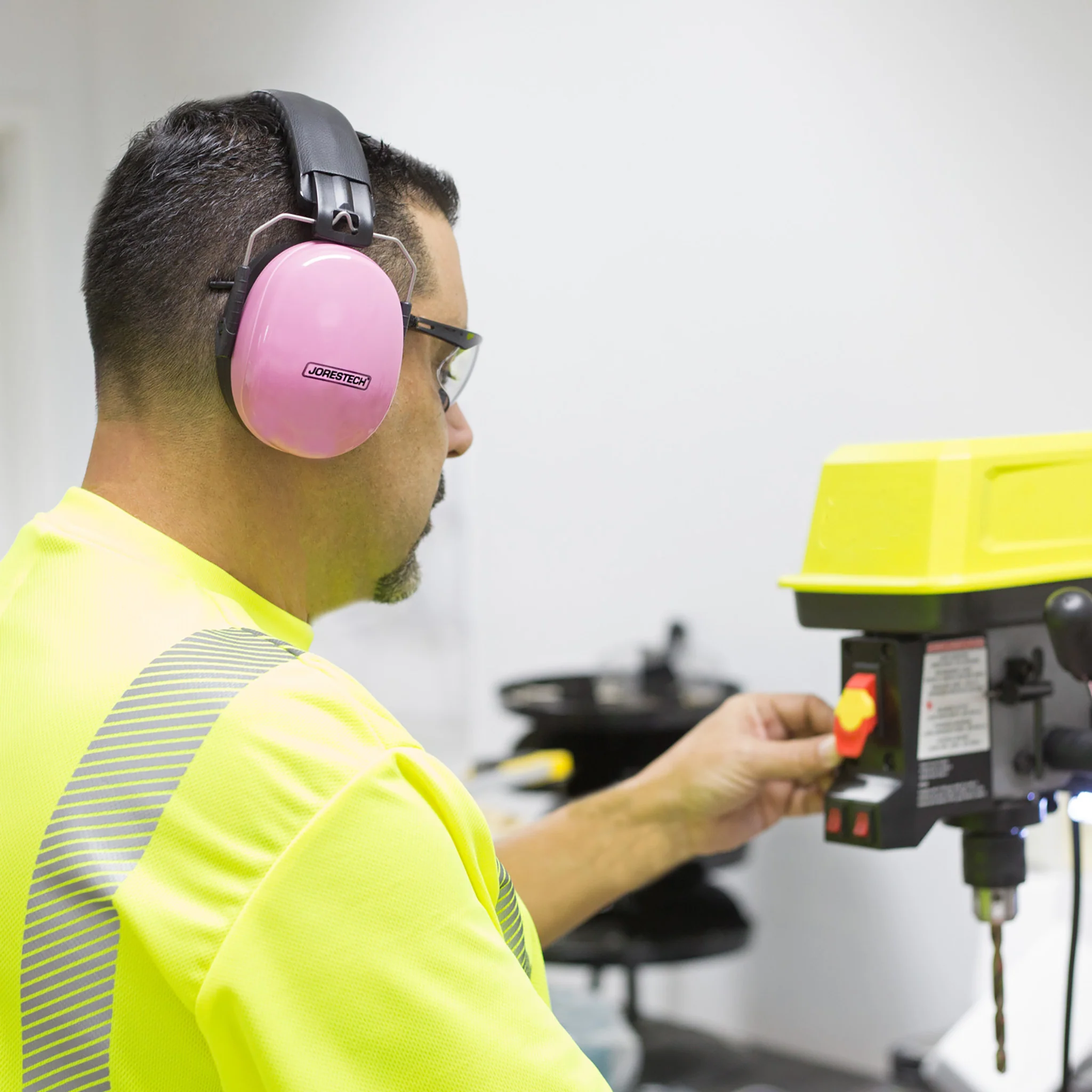 27 dB NRR Noise Cancelling Hearing Protection Earmuffs - PinkFit Collection - Image 6