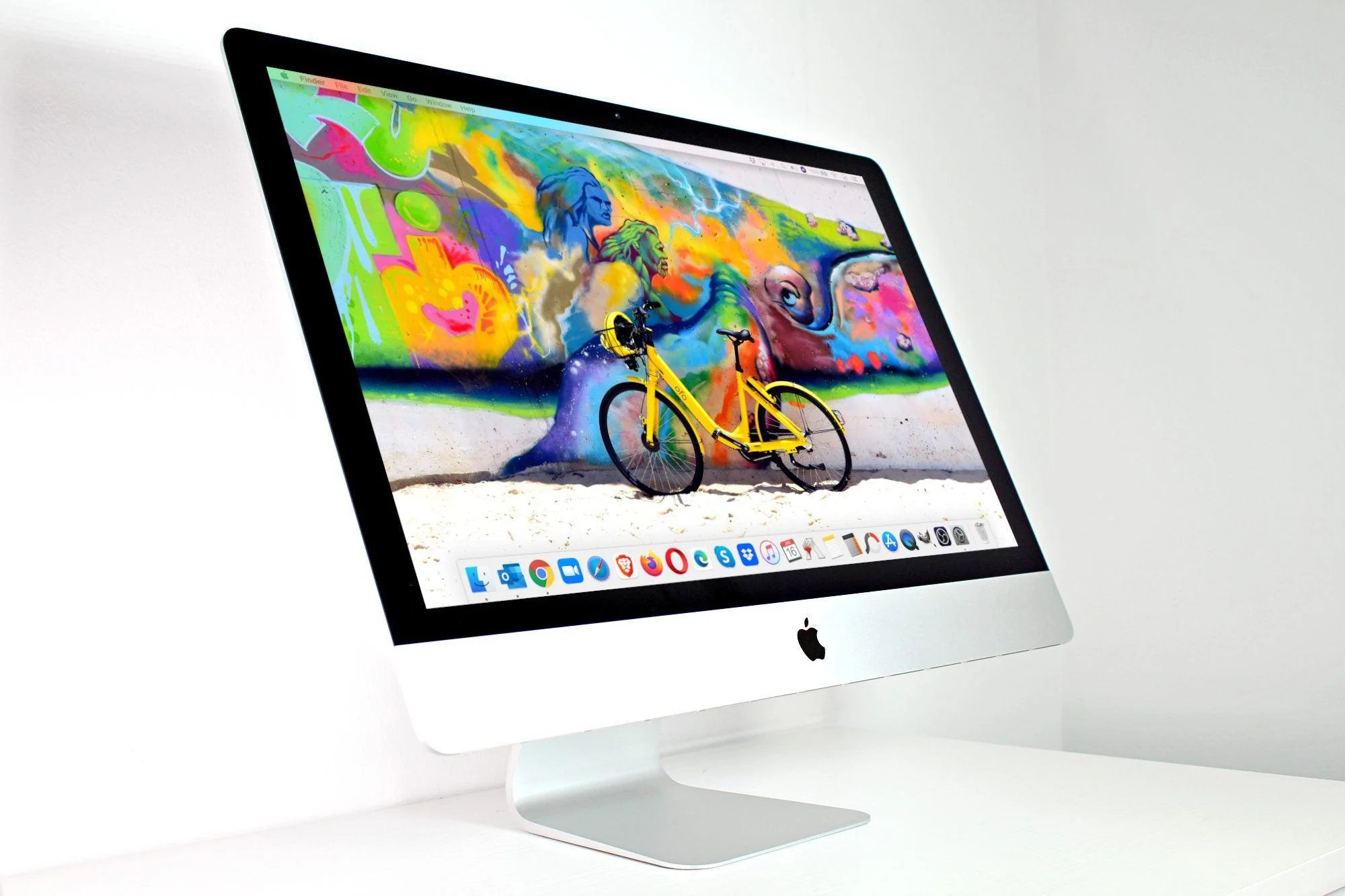 Apple iMac (21.5-inch 2017) 3.4 GHz i5 8GB RAM 1TB Storage (Silver) - Image 5