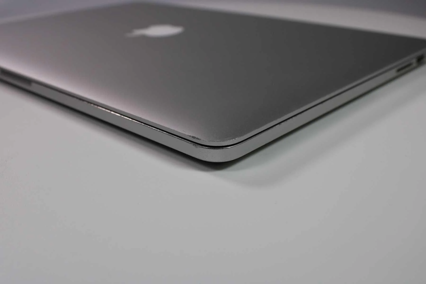 Apple MacBook Pro 15-inch 2013 2.8GHz Core i7 16GB RAM Dual GPU (Wear & Tear Special) - Image 8
