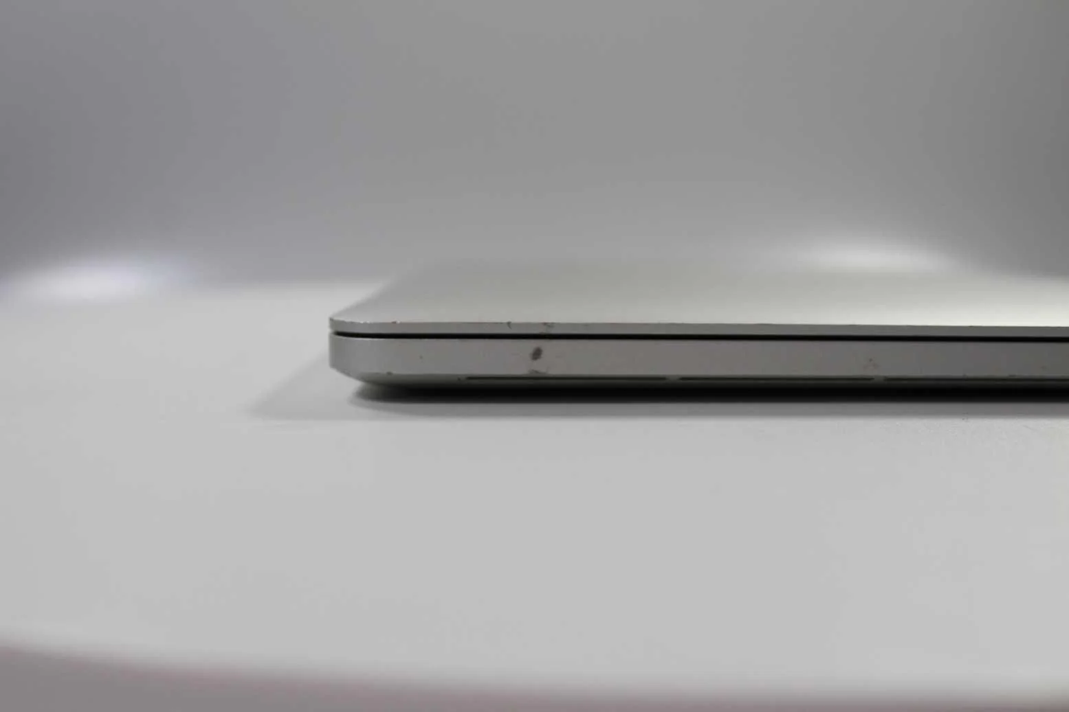 Apple MacBook Pro 15-inch 2014 2.2GHz Core i7 15" 16GB RAM Integrated Graphics (Wear & Tear Special) - Image 6