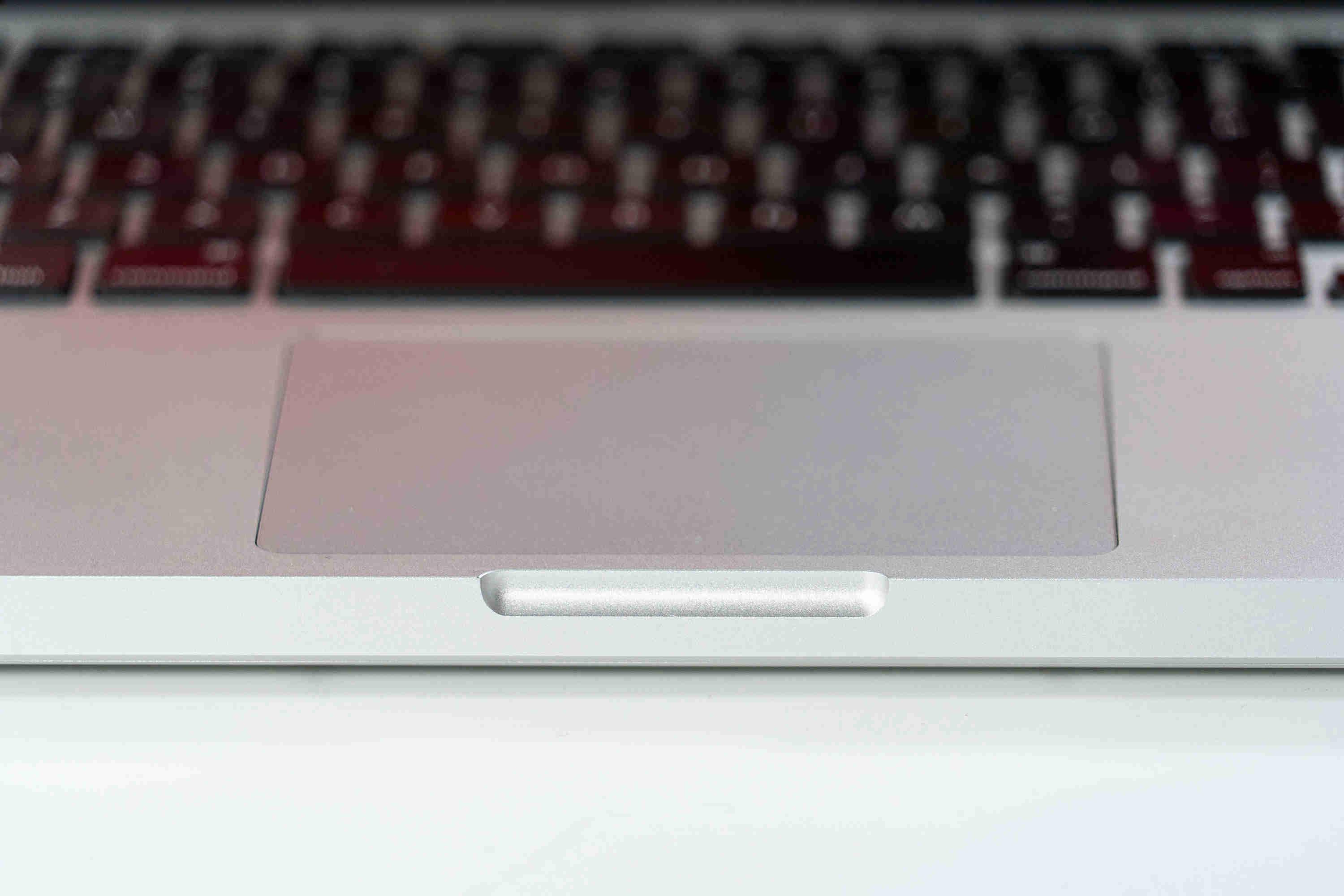Apple MacBook Pro (15-inch Early 2013) 2.3 GHz I7-3635QM 8GB 256GB SSD (Silver) - Image 5