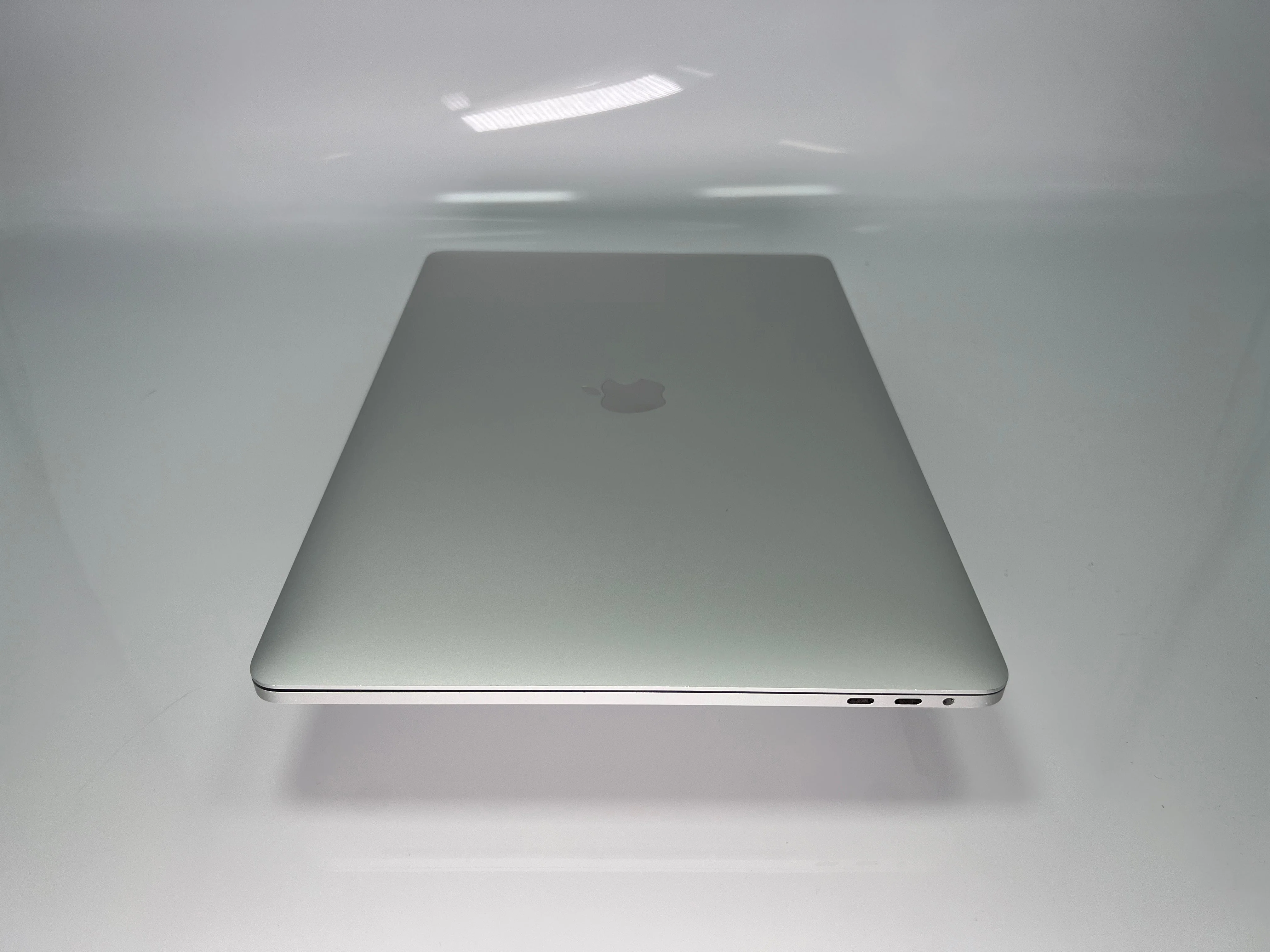Apple MacBook Pro 2017 15-inch 2.7GHz For Parts Only 16GB RAM 512GB SSD - Image 6