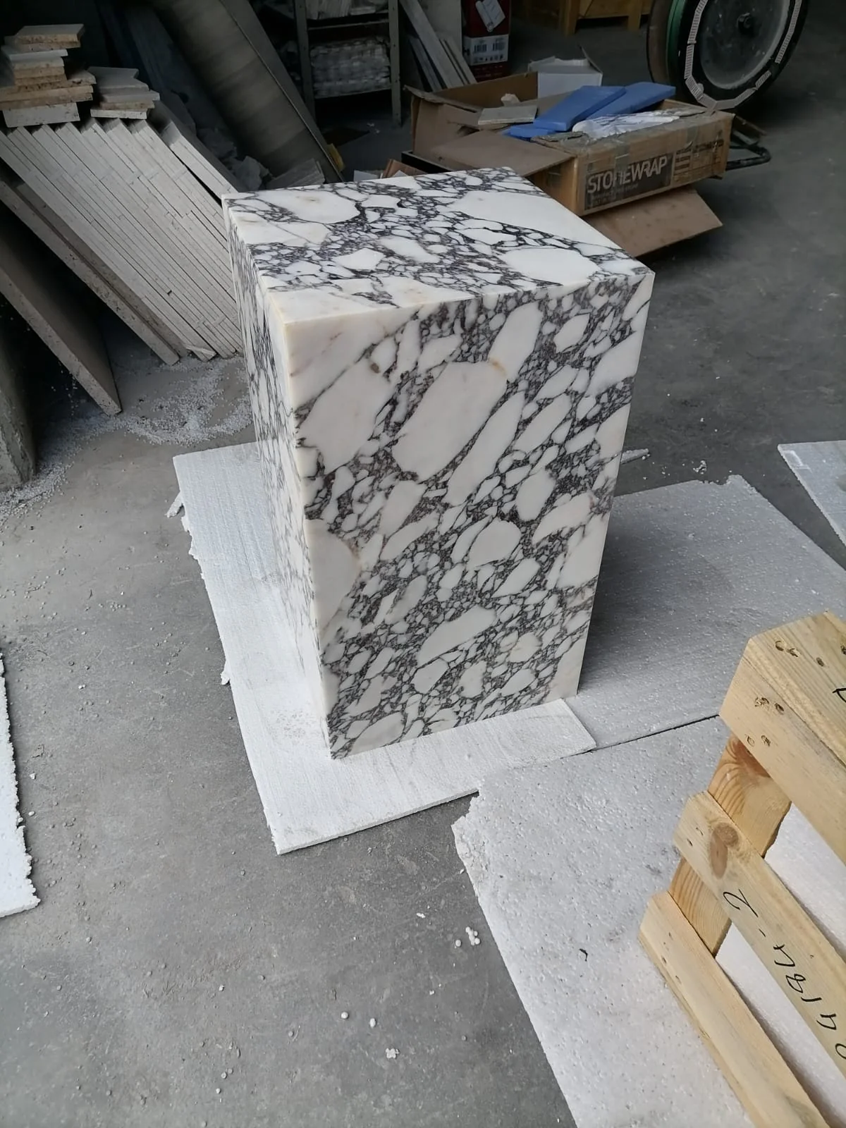 Calacatta Viola Marble Cube Design Plinth End/Side Table, Nightstand Polished (W)14" (L)14" (H)24" - Image 11