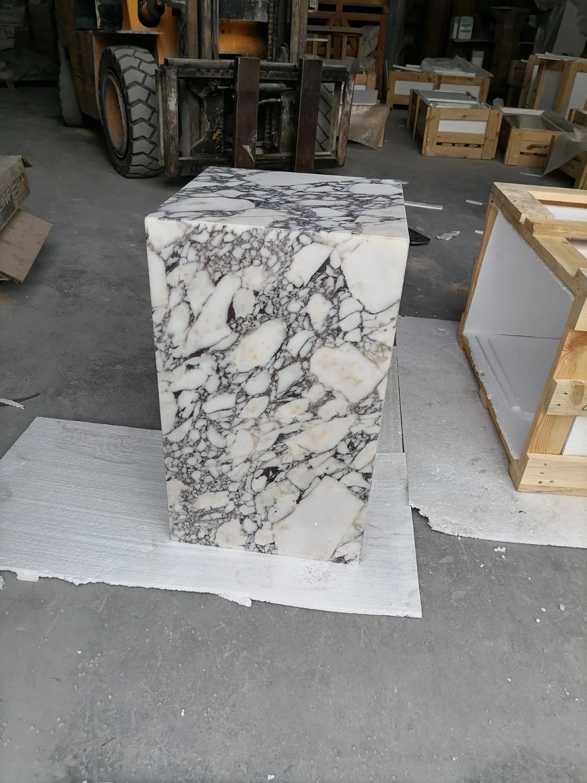 Calacatta Viola Marble Cube Design Plinth End/Side Table, Nightstand Polished (W)14" (L)14" (H)24" - Image 12