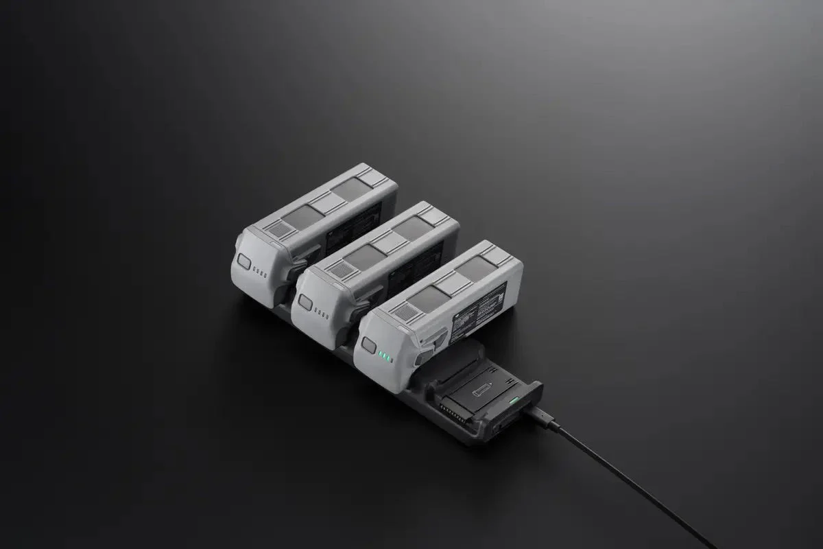 DJI Matrice 4 Series Charging Hub (100W) - Image 3