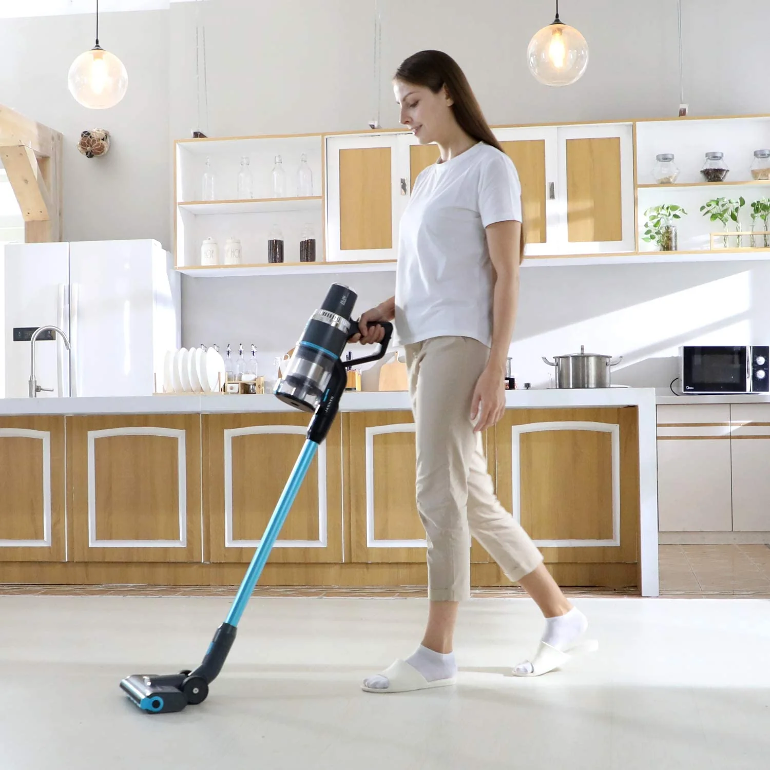 Jashen V18 Cordless Vacuum - Image 3