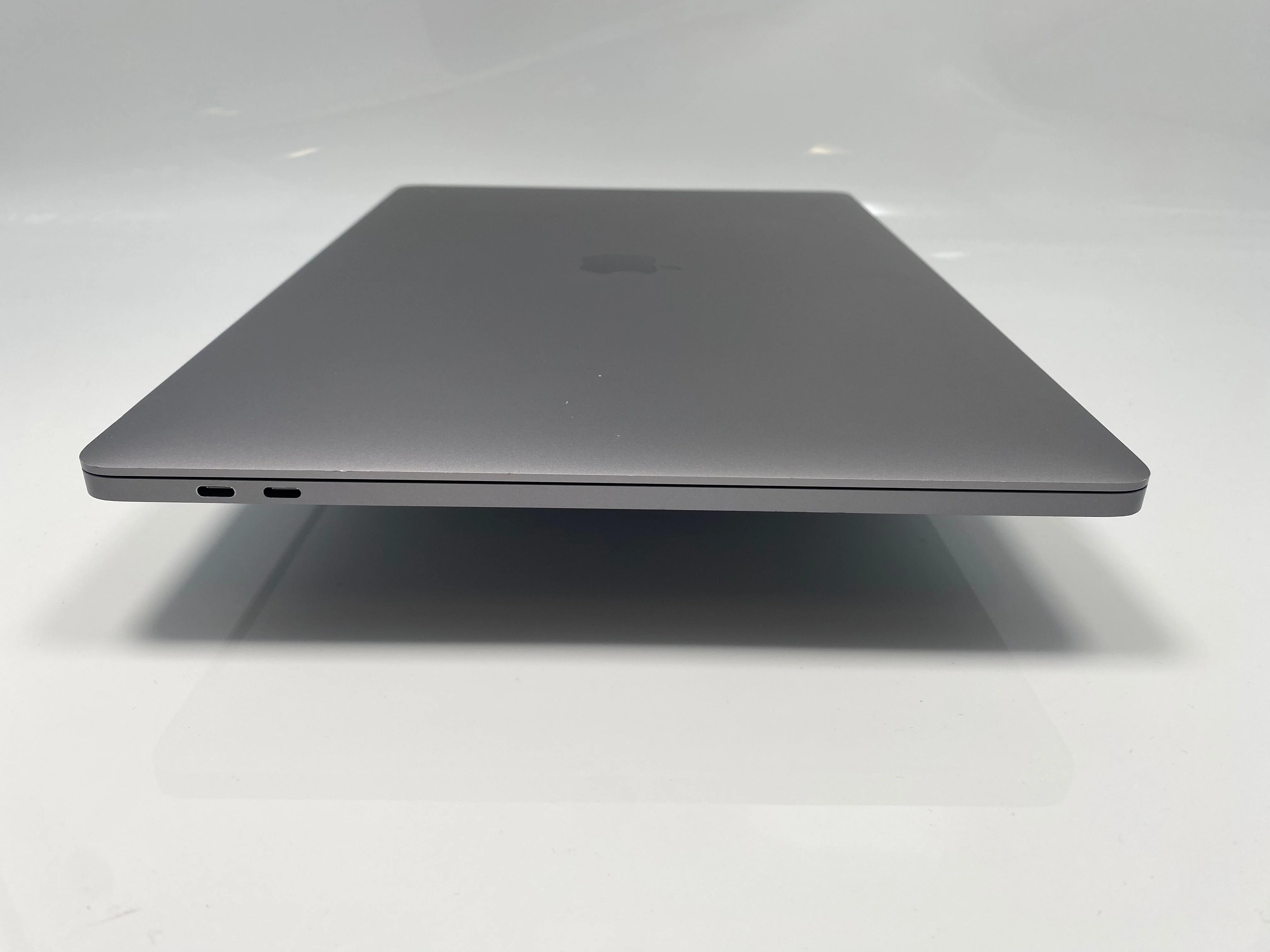 MacBook Pro (2019) 16-Inch - 2.4GHz Core i9 - 5300M - 16GB - 512GB SSD - Space Grey - Image 8