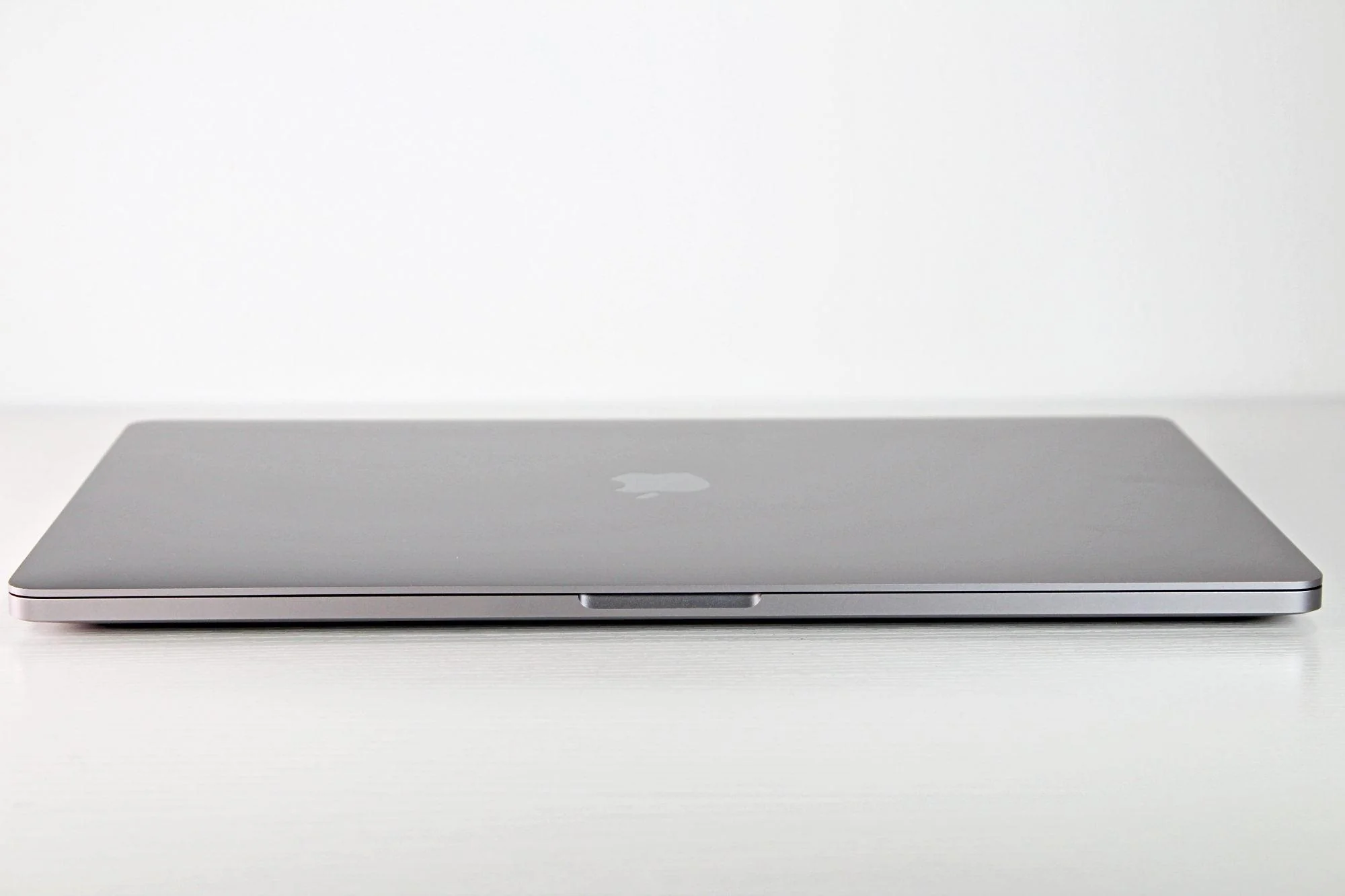 MacBook Pro (2019) 16-Inch - 2.4GHz Core i9 - 5500M - 64GB - 4TB SSD - Silver - Image 11