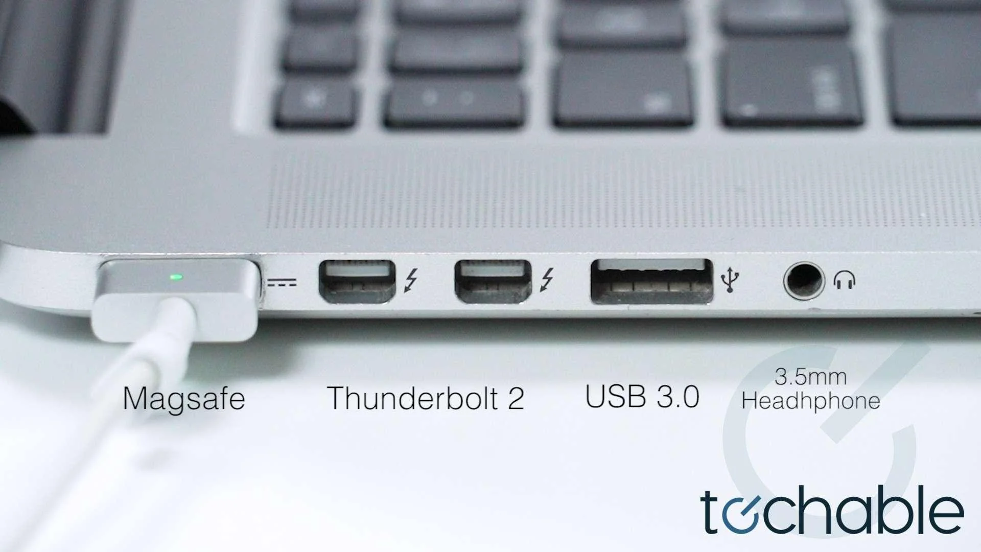 MacBook Pro (Mid 2015) 15-Inch - 2.5GHz Core i7 (IG) - 16GB RAM 1TB SSD - Image 8