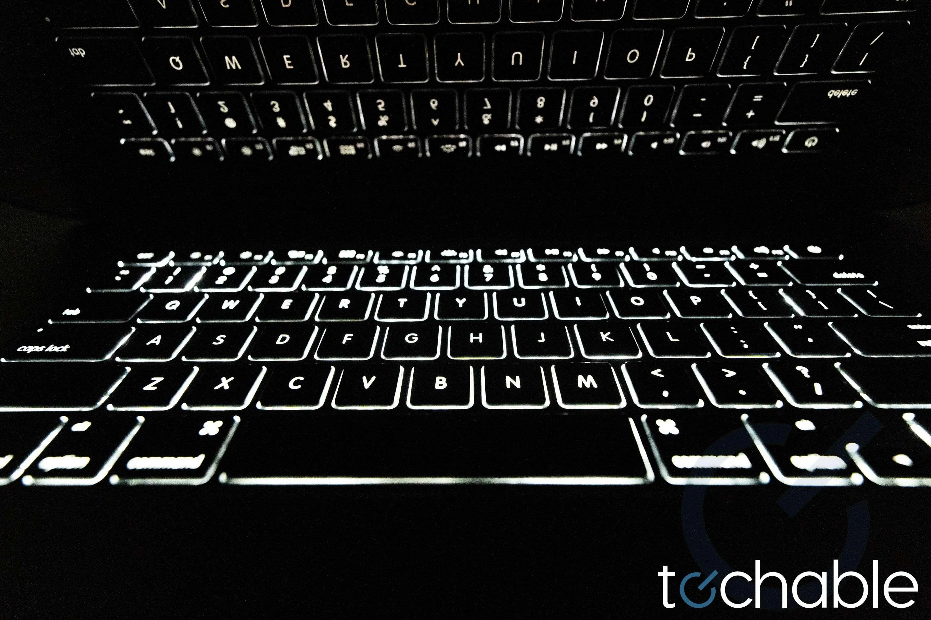 MacBook Pro (Mid 2015) 15-Inch - 2.5GHz Core i7 (IG) - 16GB RAM 2TB SSD - Image 4