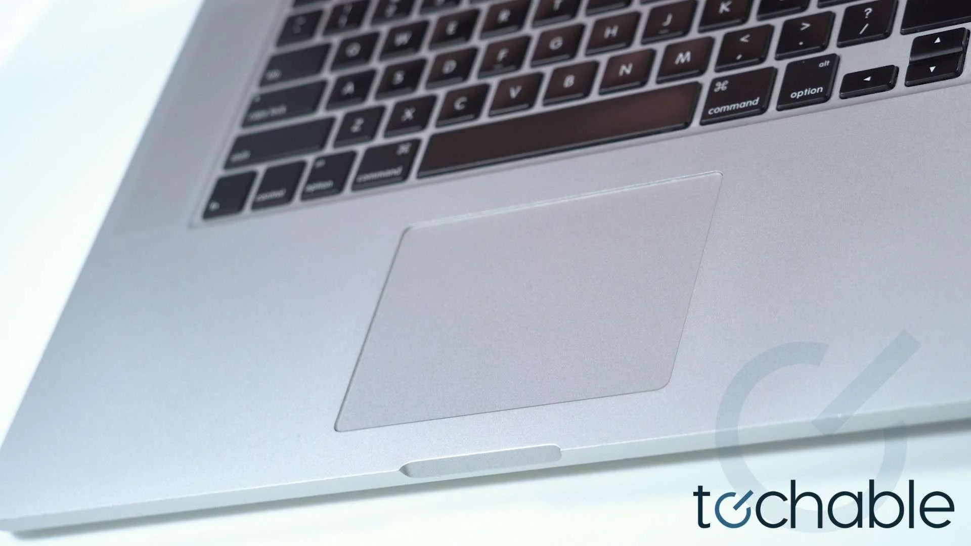 MacBook Pro (Mid 2015) 15-Inch - 2.5GHz Core i7 (IG) - 16GB RAM 2TB SSD - Image 6