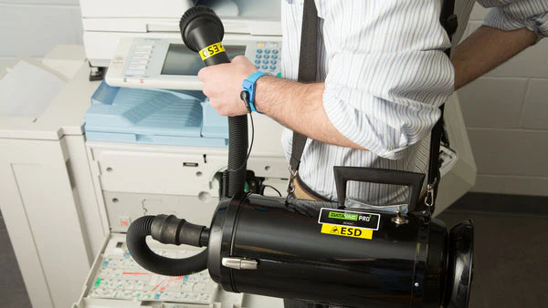 Metrovac DATAVAC ESD SAFE MAINTENANCE SYSTEM VARIABLE SPEED - Image 4