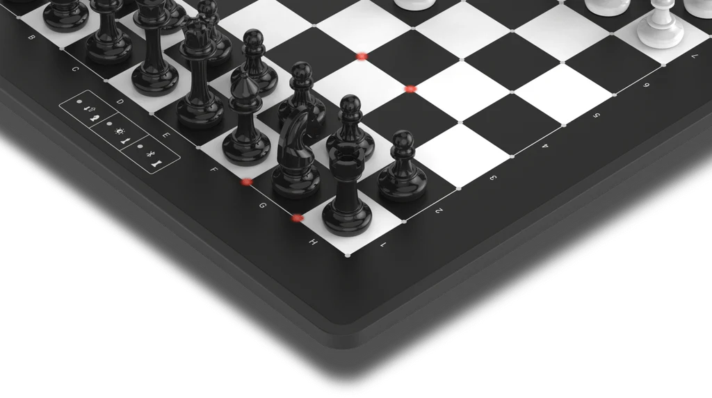 Millenium Chess Eone Electronic Chess Board M841 - Image 3