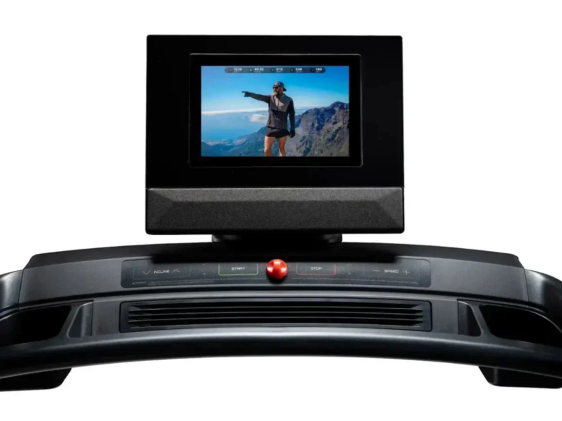 NordicTrack Commercial 1250 Treadmill - Image 4