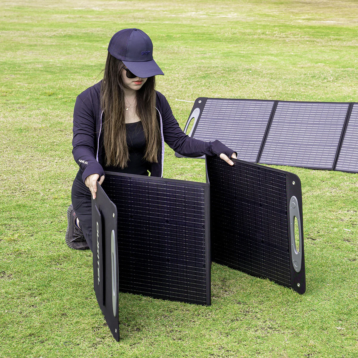 OUKITEL 200W Portable Solar Panel - Image 3