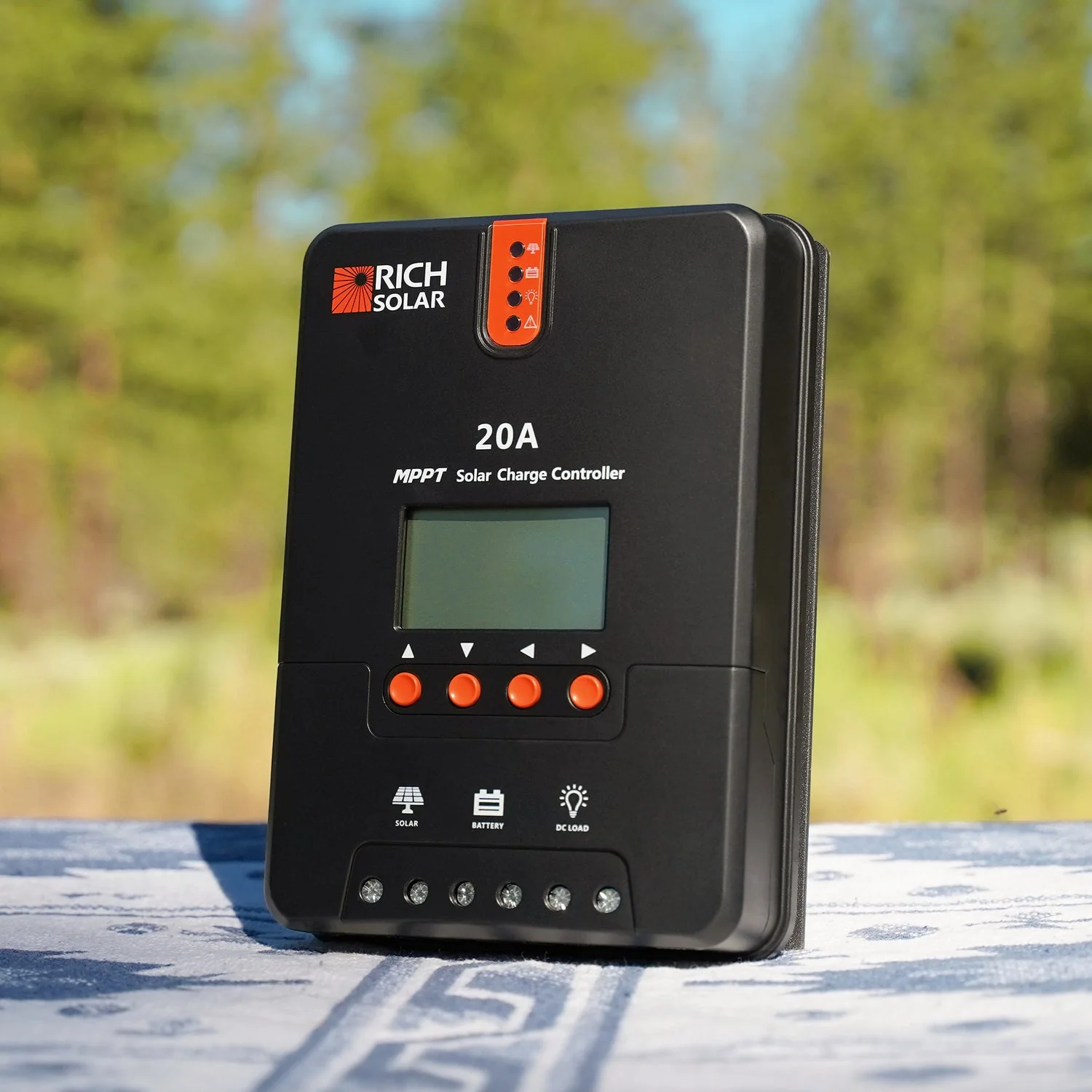 Rich Solar 20A MPPT solar charge controller - Image 2