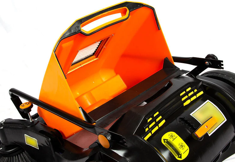 RT980 38" Manual Push Powered Floor Sweeper, 38,000 sqft/h, Triple Brushes - Image 3