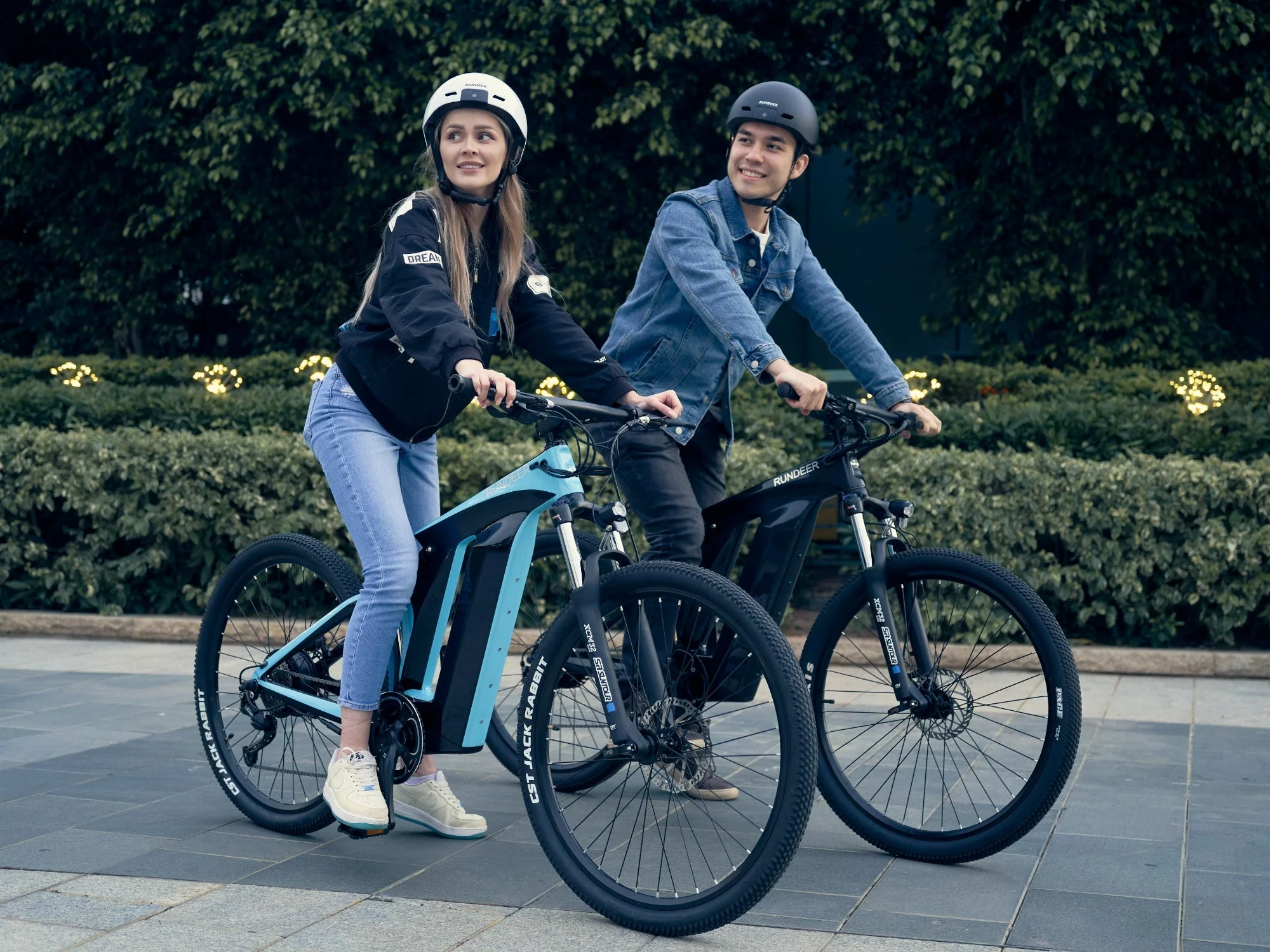 Rundeer Starry Sky 3K Carbon Fiber Electric Bike - Image 4
