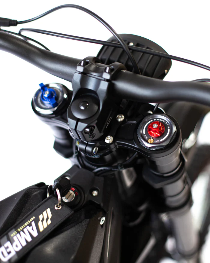 Talaria Sting R MX4 Electric Dirt Bike - Image 4