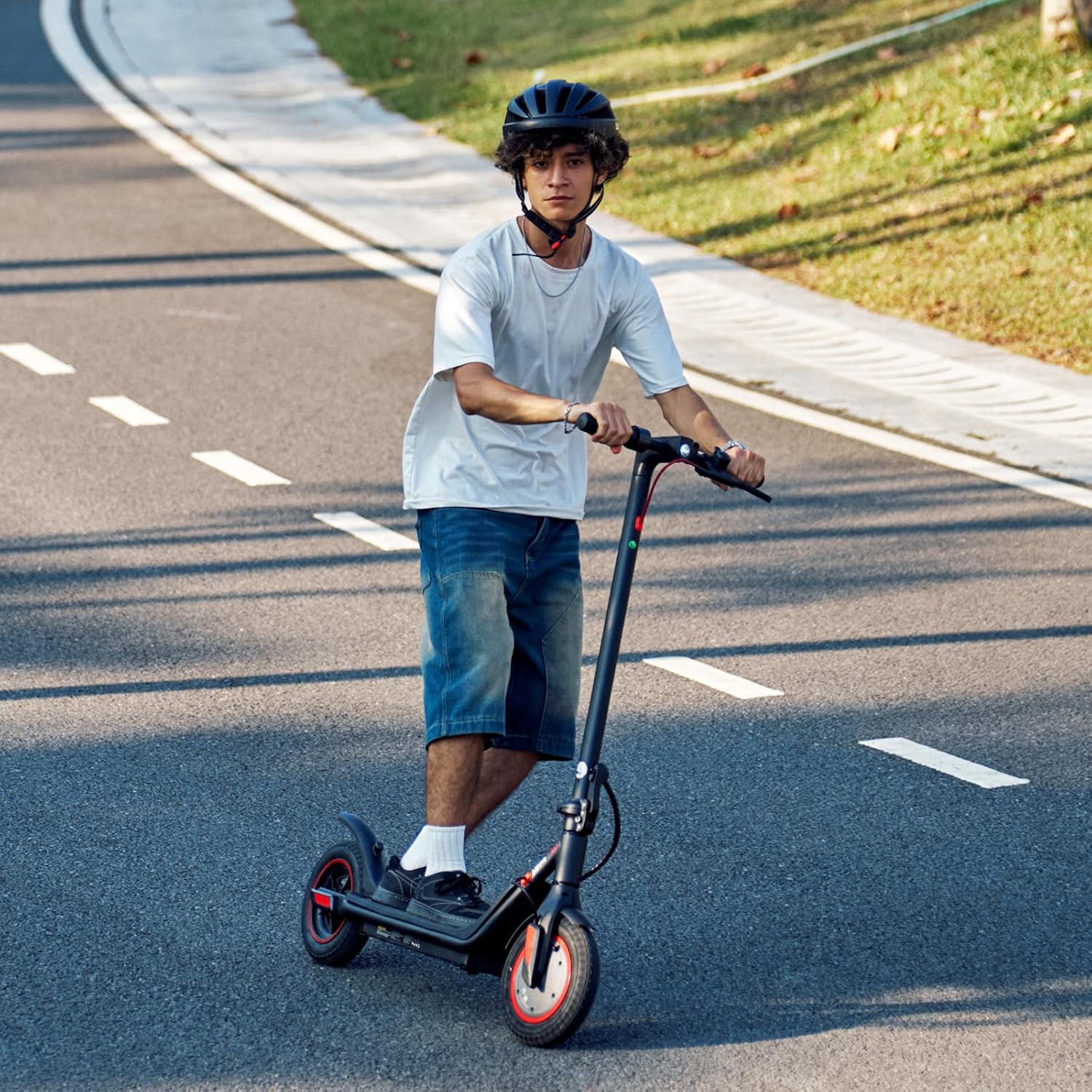 The iScooter i9M Electric Scooter - Image 8